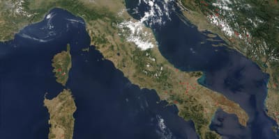 Mapa da Itália por satélite